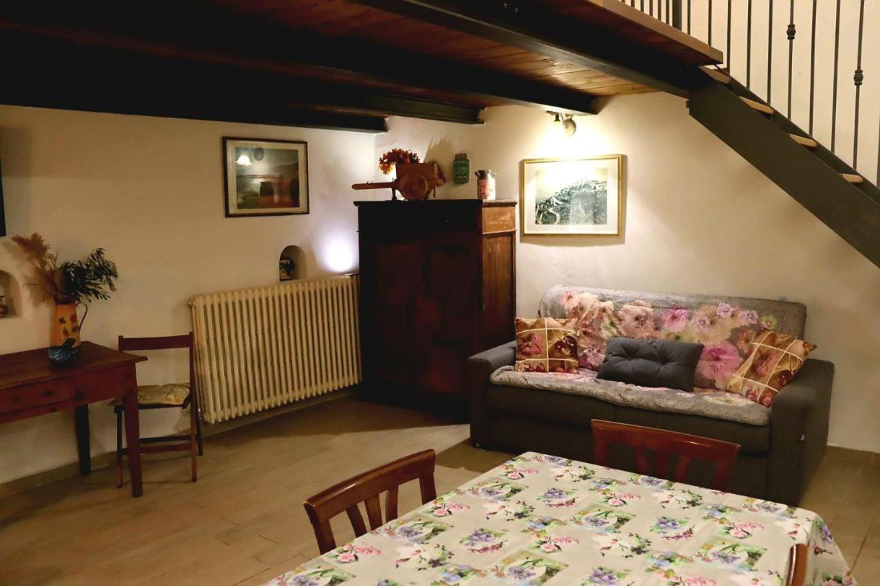 Twins' Historical Apartment Τρέβι Εξωτερικό φωτογραφία