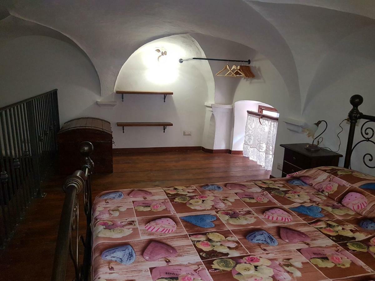 Twins' Historical Apartment Τρέβι Εξωτερικό φωτογραφία